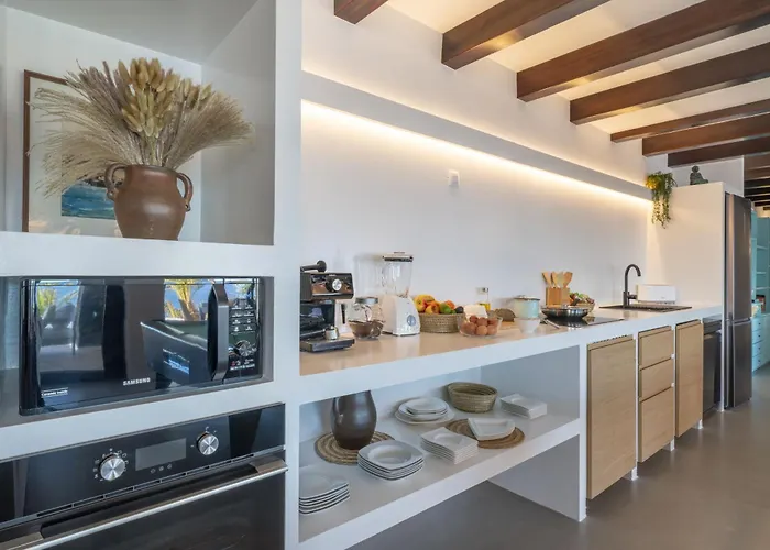 Arcos, Piscina Privada Climatizada Y Jacuzzi Con Maravillosas Vistas Al Islote De Lobos וילה