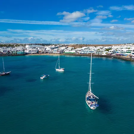 Arcos, Piscina Privada Climatizada Y Jacuzzi Con Maravillosas Vistas Al Islote De Lobos * Playa Blanca