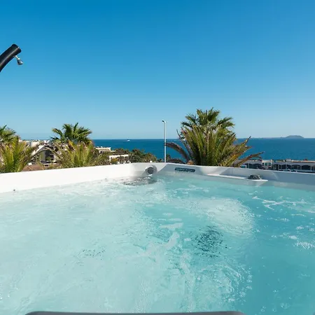 Arcos, Piscina Privada Climatizada Y Jacuzzi Con Maravillosas Vistas Al Islote De Lobos Villa